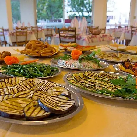 Hotel Astoria 3*