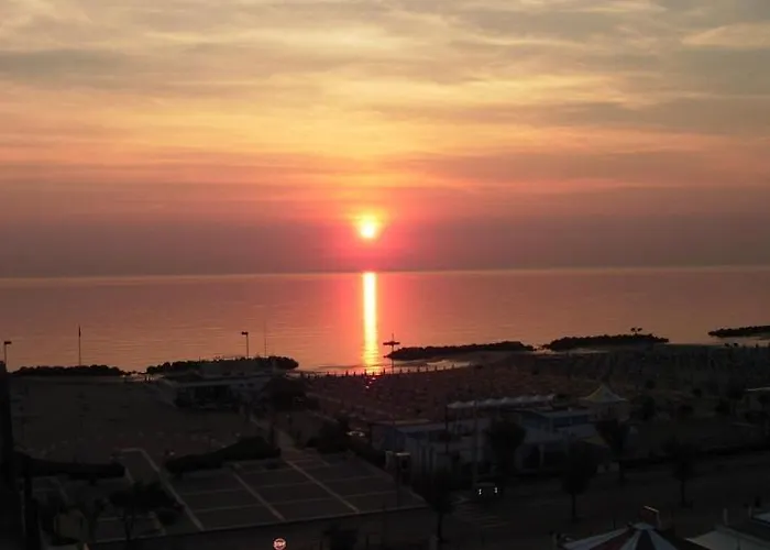 Astoria فندق ميسانو ادرياتيكو